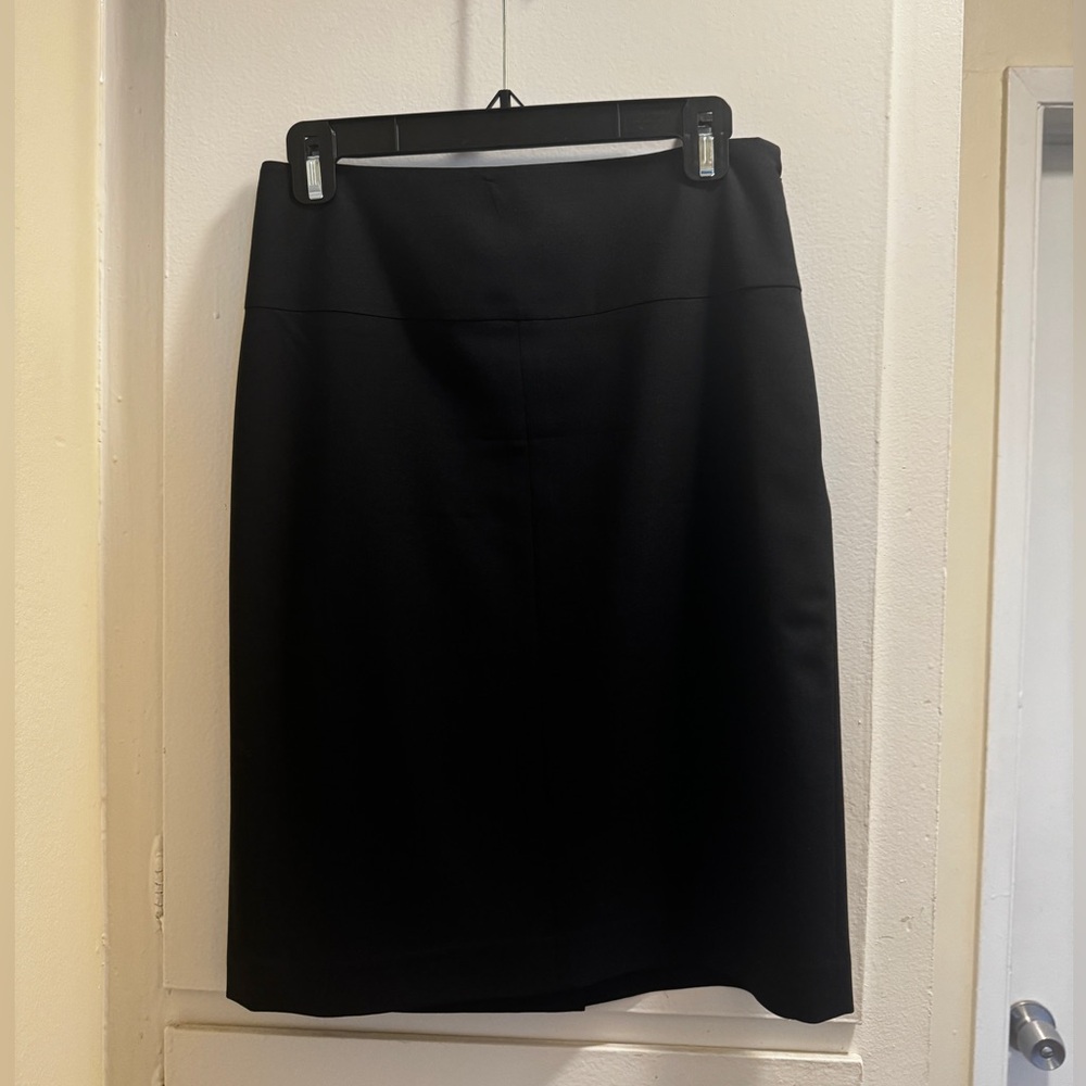 Banana Republic Black Pencil Skirt | Size:  6